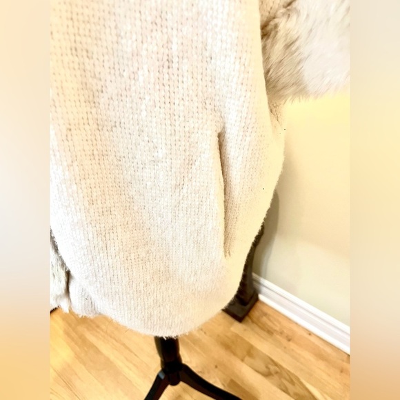 🆕VTG/LUXE by Irina faux fur knit open kimono style coat,satin line,cream color. - Picture 7 of 12